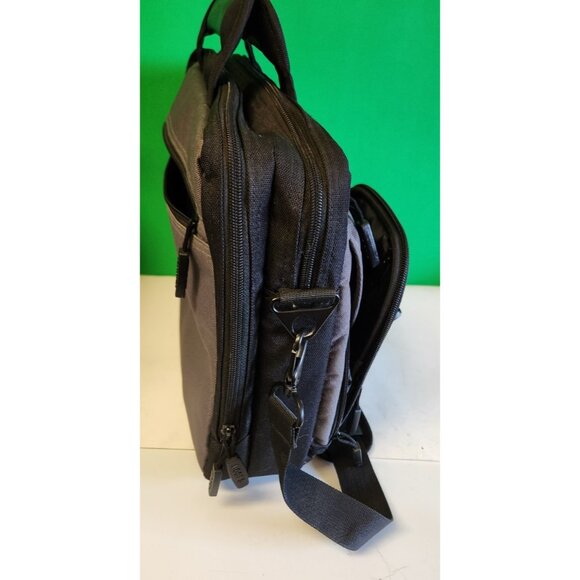 Vintage Like New Roots 73 Flannel Collection Messenger/Laptop Bag - Picture 8 of 14